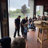 Gratulation durch Wehrführung 