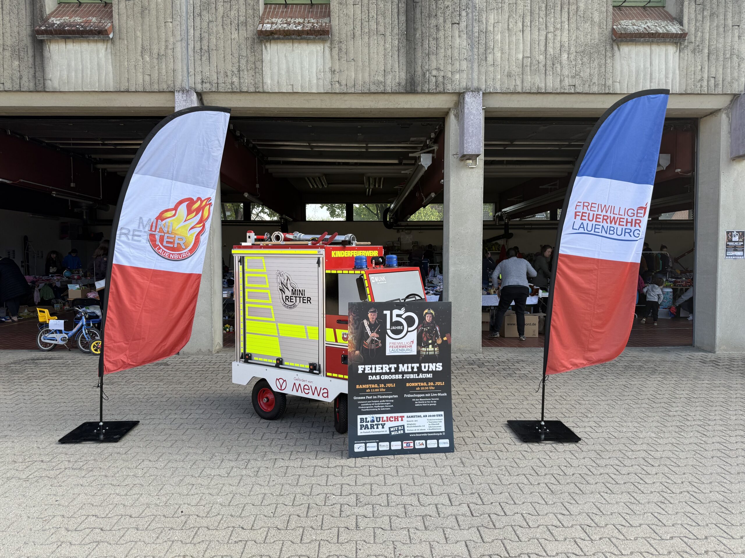 Mini-Retter veranstalten zweiten großen Flohmarkt - 2