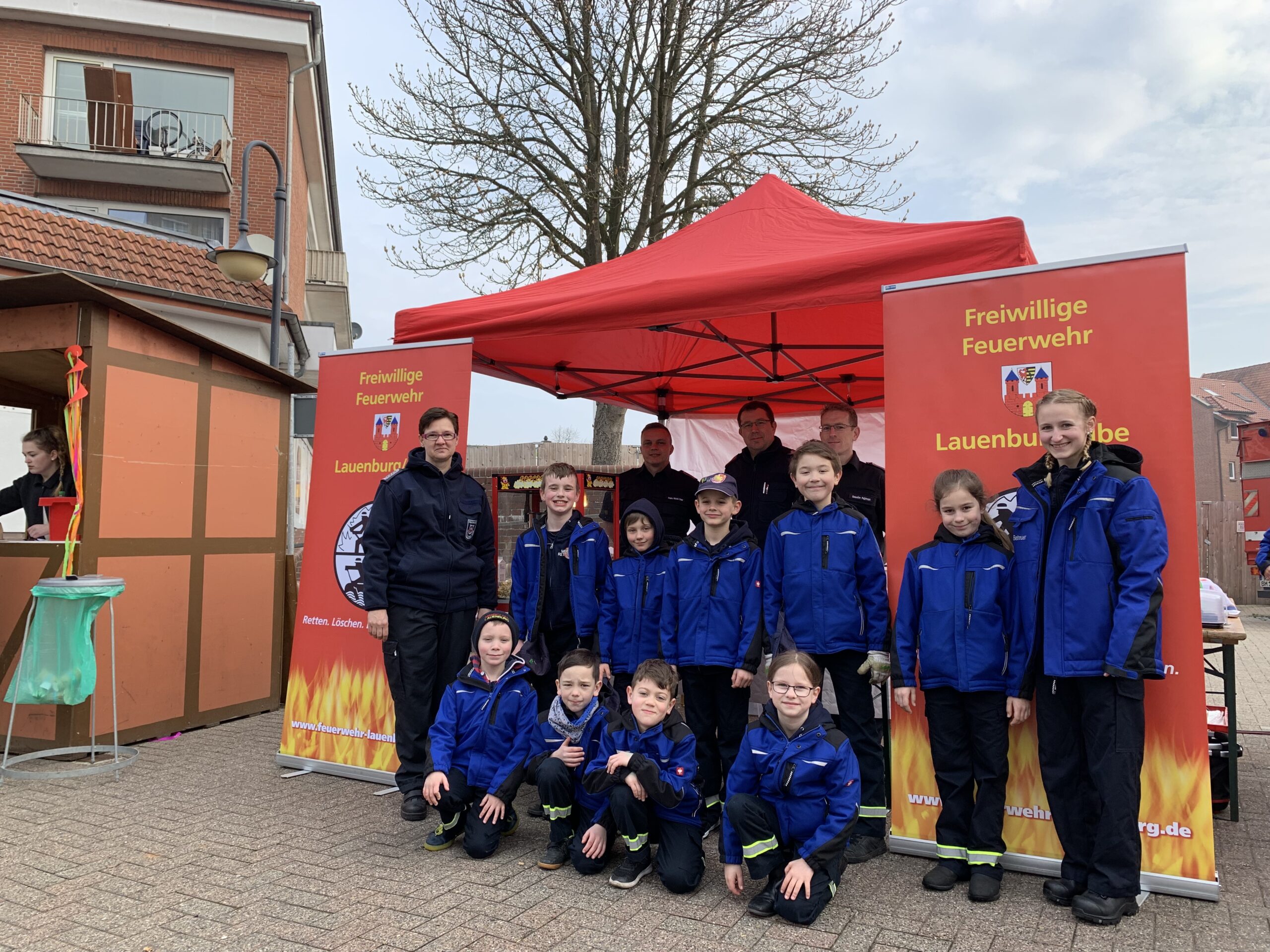 Frühjahrserwachen auf dem Lauenburger Wochenmarkt