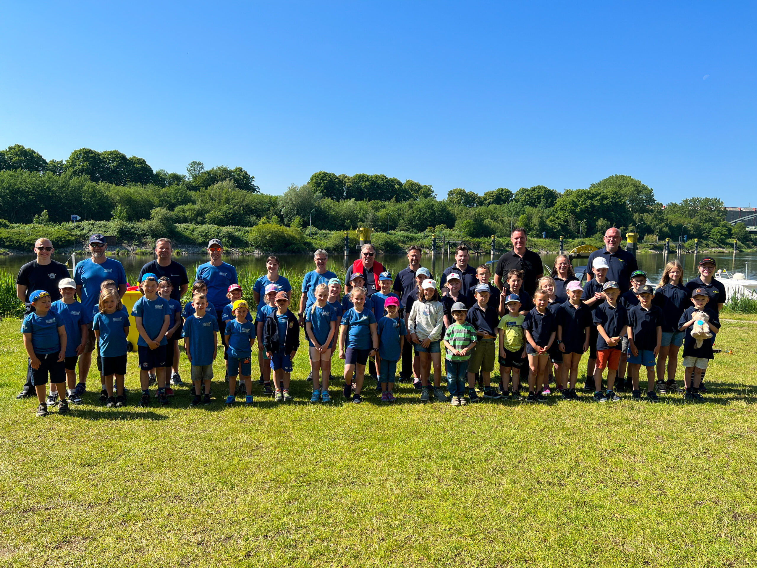 Mini-Retter meets Löschwölfe