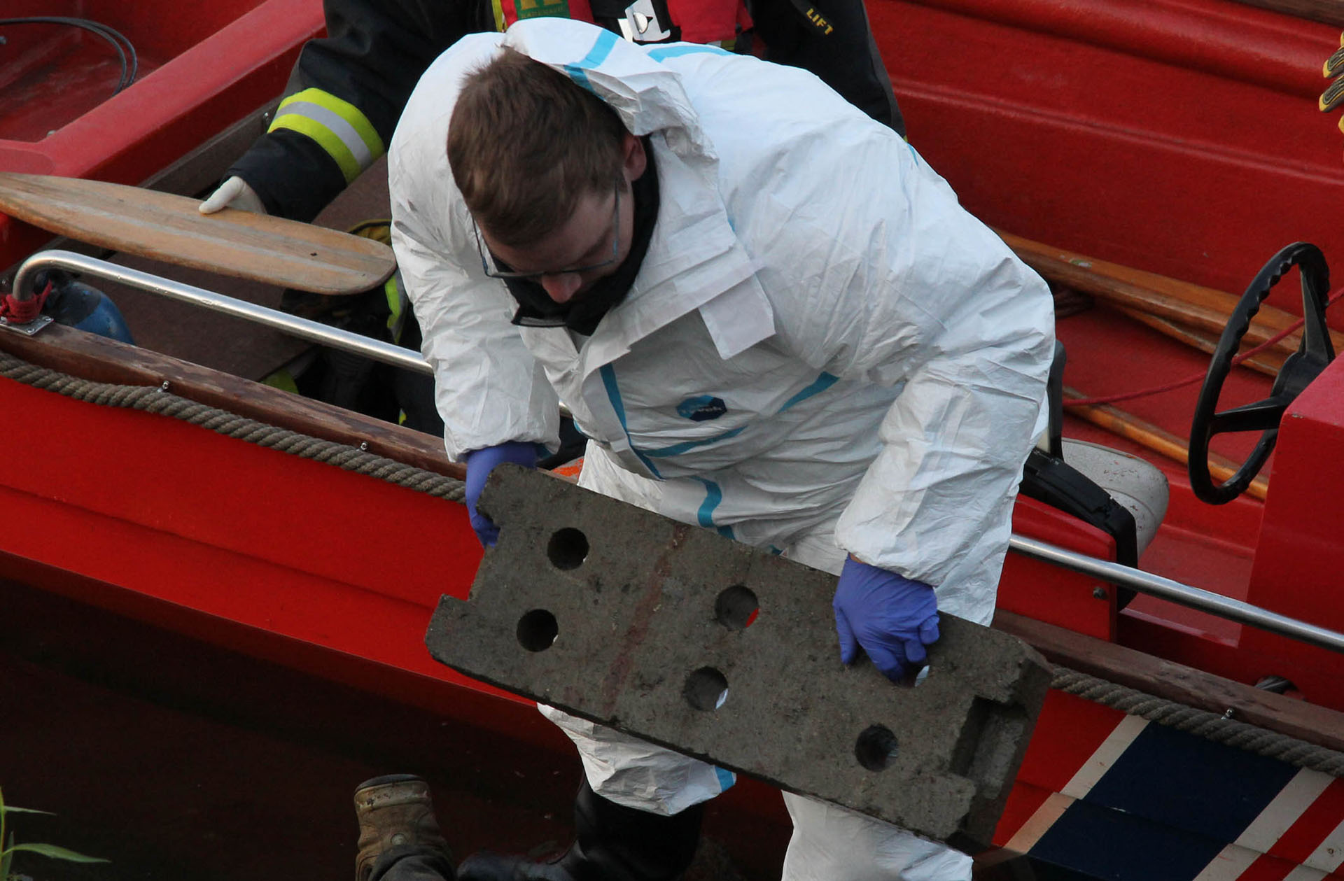 103/2015 TH Wasser – Kriminalfall Schulze - 5